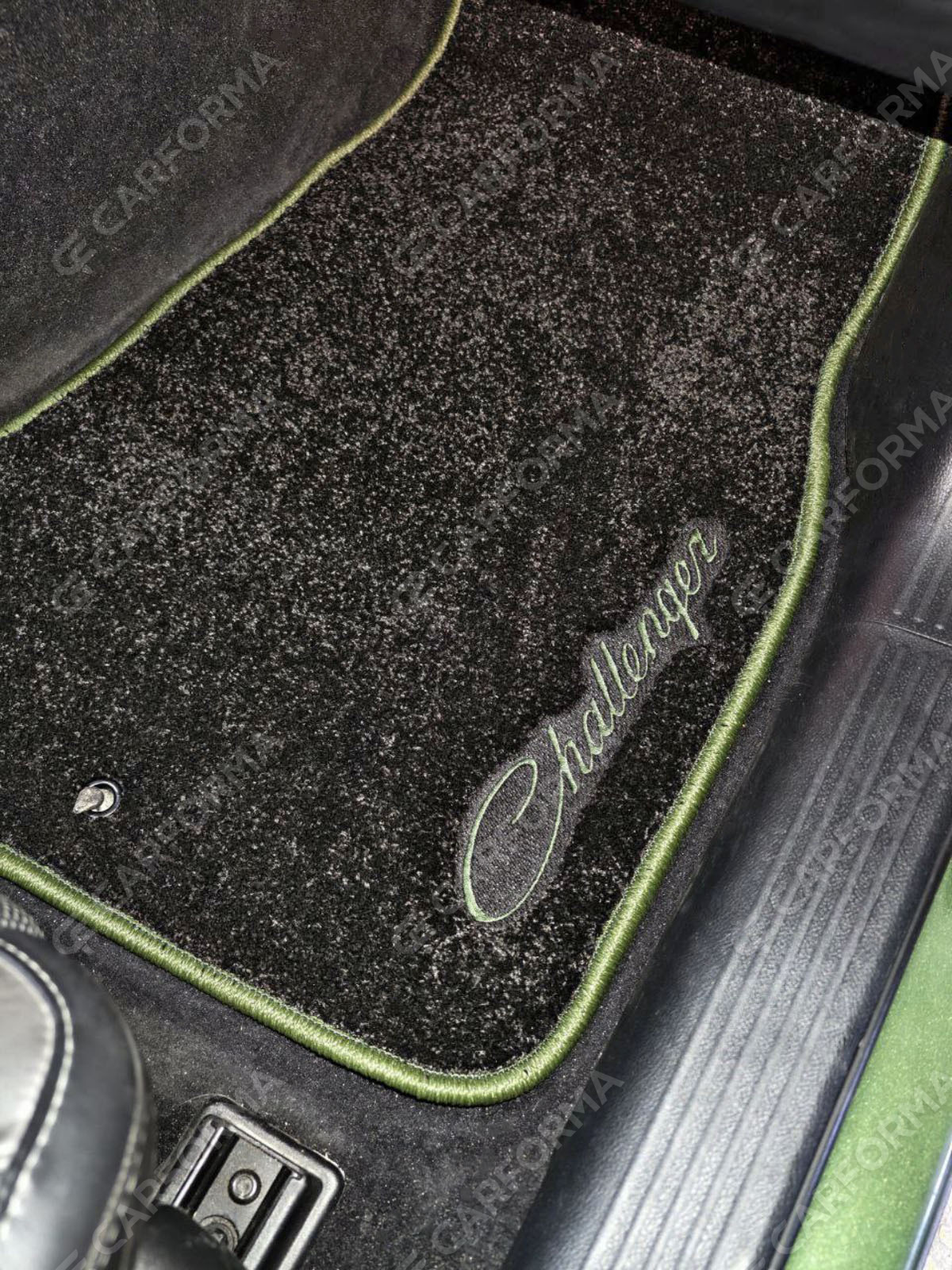 Коврики на Dodge Challenger III 2008&nbsp;-&nbsp;2023 в Архангельске