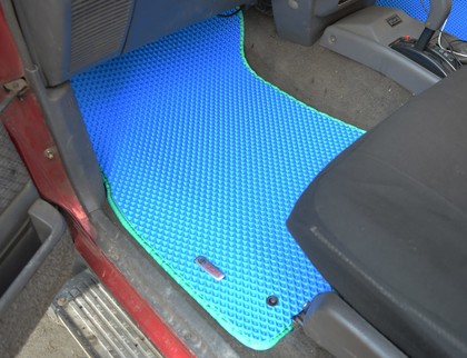 Коврики на Toyota Hilux V 1988 - 1997 в Архангельске
