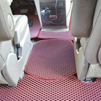 Коврики на Toyota Sienna II 2003 - 2010 в Архангельске
