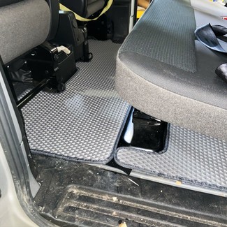 Ворсовые коврики на Mitsubishi Delica D:3 2011 - 2019 в Архангельске