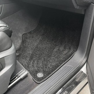 Коврики на Volkswagen Touareg II 2010 - 2018 в Архангельске