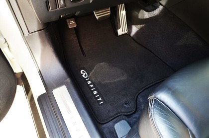 Ворсовые коврики на Infiniti FX II 2009 - 2014 в Архангельске