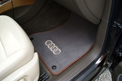 Ворсовые коврики на Audi Q5 I 2008 - 2017 в Архангельске