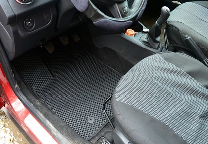 EVA коврики на Renault Sandero II 2014 - 2025 в Архангельске