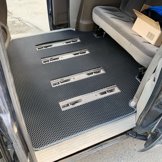 Ворсовые коврики на Dodge Caravan (RG) 2000 - 2007 в Архангельске