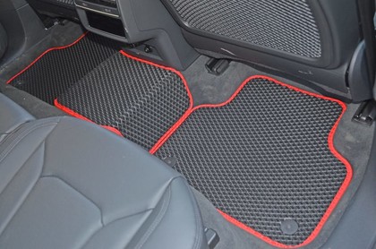 Ворсовые коврики на Audi Q8 2018 - 2025 в Архангельске