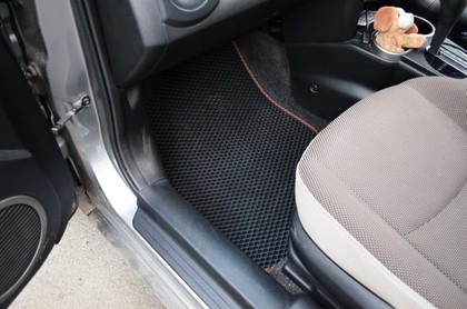 Коврики на Mazda Verisa 2004 - 2015 в Архангельске