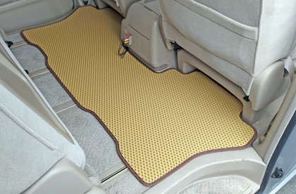 Коврики на Toyota Alphard (H10) 2002 - 2008 в Архангельске