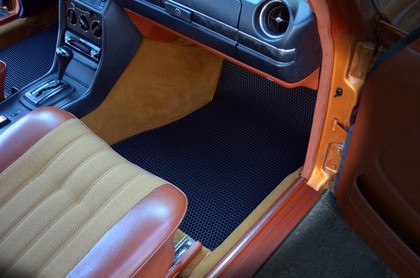 Ворсовые коврики на Mercedes W123 1975 - 1986 в Архангельске