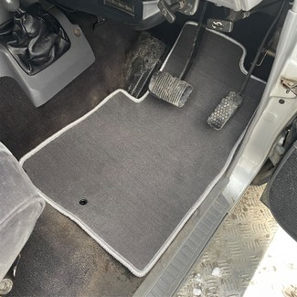 Коврики на Toyota Land Cruiser 70 2006 - 2025 в Архангельске