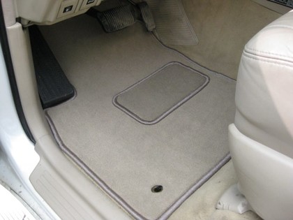 Ворсовые коврики на Lexus LX 470 1997 - 2007 в Архангельске
