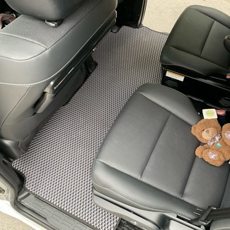 EVA коврики на Toyota Voxy (R80) 2014 - 2021 в Архангельске