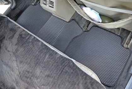 Ворсовые коврики на Mercedes E (W210) 1995 - 2002 в Архангельске