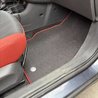 Ворсовые коврики на Opel Corsa D 2006 - 2014 в Архангельске Ворсовые коврики на Opel Corsa D 2006 - 2014 в Архангельске