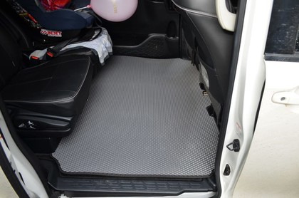 EVA коврики на Toyota Voxy (R80) 2014 - 2021 в Архангельске