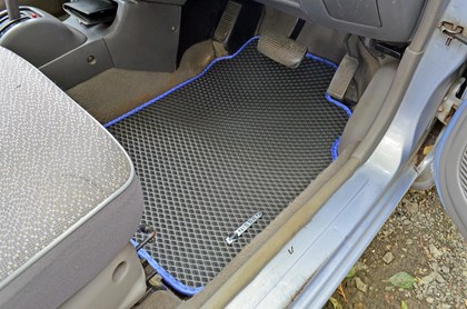 Ворсовые коврики на Nissan March (K11) 1992 - 2002 в Архангельске