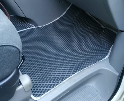 Коврики на Toyota Alphard (H10) 2002 - 2008 в Архангельске