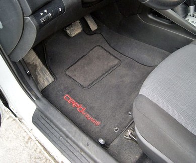 Коврики на KIA Ceed I 2007 - 2012 в Архангельске