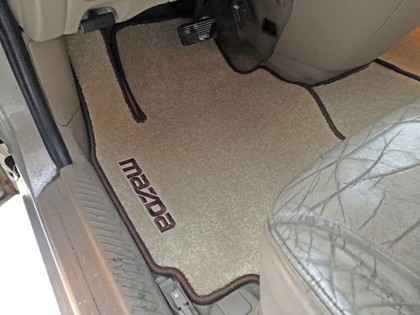Ворсовые коврики на Mazda MPV II 1999 - 2006 в Архангельске
