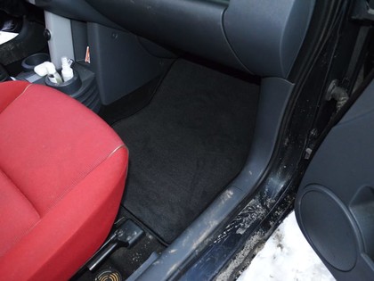 Ворсовые коврики на Mitsubishi Colt VI 2002 - 2012 в Архангельске