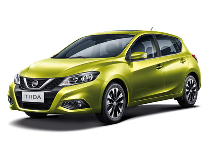 Ворсовые коврики на Nissan Tiida (C13) 2015 - 2025 в Архангельске