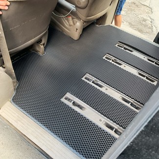 Ворсовые коврики на Dodge Caravan (RG) 2000 - 2007 в Архангельске