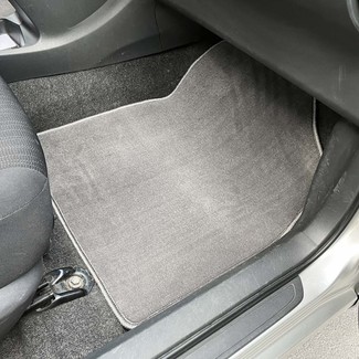 Коврики на Toyota Auris I 2006 - 2012 в Архангельске