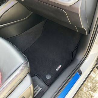 Ворсовые коврики на Audi Q2L 2016&nbsp;-&nbsp;2026 в Архангельске