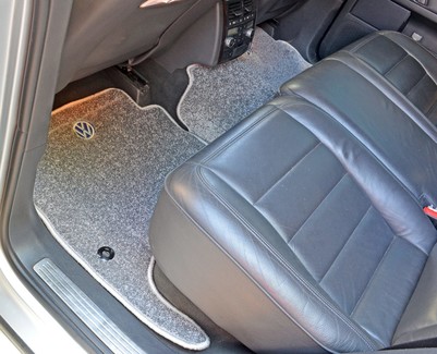 Коврики на Volkswagen Touareg I 2002 - 2010 в Архангельске