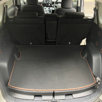 EVA коврики на Toyota Sienta II 2015 - 2022 в Архангельске
