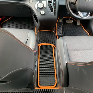 EVA коврики на Toyota Sienta II 2015 - 2022 в Архангельске