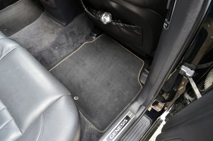 Коврики на Hyundai Genesis I 2008 - 2014 в Архангельске