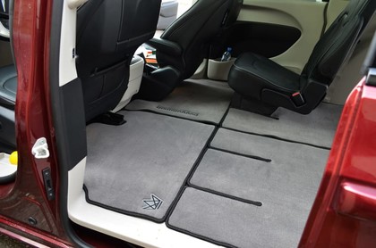 Коврики на Chrysler Pacifica II 2016 - 2025 в Архангельске