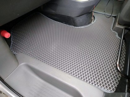 Коврики на Toyota Voxy (R70) 2007 - 2013 в Архангельске