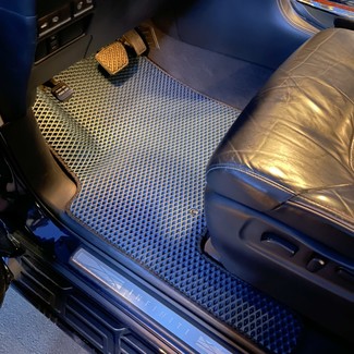 Коврики на Infiniti QX80 2013 - 2025 в Архангельске