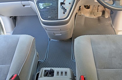 Коврики на Toyota Alphard (H10) 2002 - 2008 в Архангельске