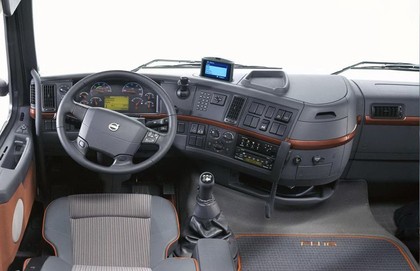 Коврики на Volvo FH II (FH12, FH13, FH16) 2001 - 2012 в Архангельске
