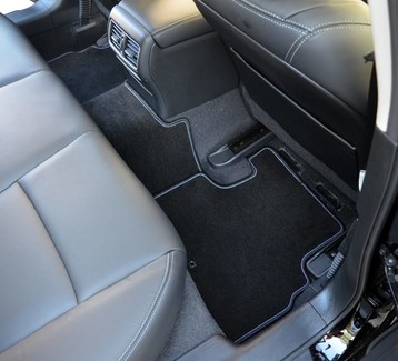 Ворсовые коврики на Infiniti Q50 2014 - 2025 в Архангельске