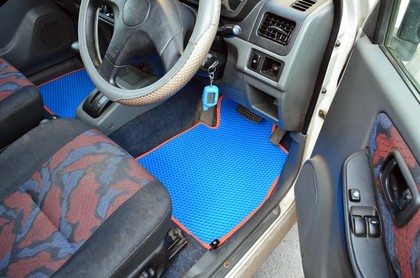 Коврики на Nissan Kix 2008 - 2012 в Архангельске