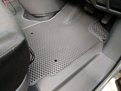 Коврики на Toyota Voxy (R70) 2007 - 2013 в Архангельске