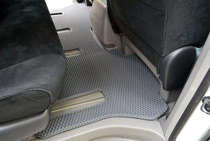 Коврики на Toyota Alphard (H10) 2002 - 2008 в Архангельске