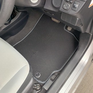 Коврики на Toyota Aqua (P10) 2011 - 2021 в Архангельске