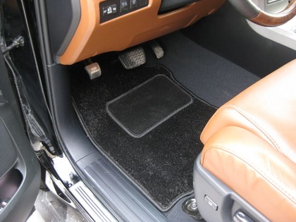 Коврики на Toyota Tundra II 2006 - 2022 в Архангельске