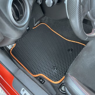 Коврики на Toyota GT86 2012 - 2021 в Архангельске