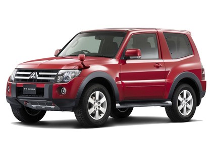 Коврики на Mitsubishi Pajero IV 2006 - 2021 в Архангельске
