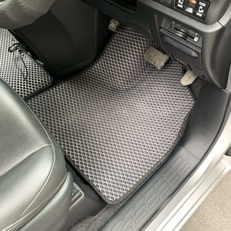 EVA коврики на Toyota Voxy (R80) 2014 - 2021 в Архангельске