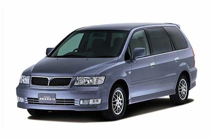 Коврики на Mitsubishi Chariot Grandis 1997 - 2003 в Архангельске