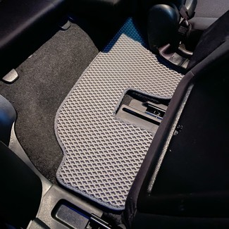 Коврики на Toyota Wish II 2009 - 2017 в Архангельске