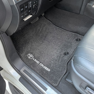 Коврики на Toyota Land Cruiser 200 2007 - 2021 в Архангельске