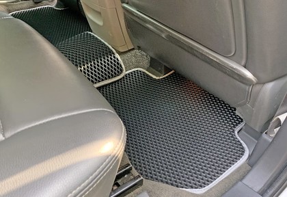 Коврики на Subaru Tribeca 2005 - 2014 в Архангельске